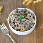 Easy Beef Stroganoff With 6 Ingredients